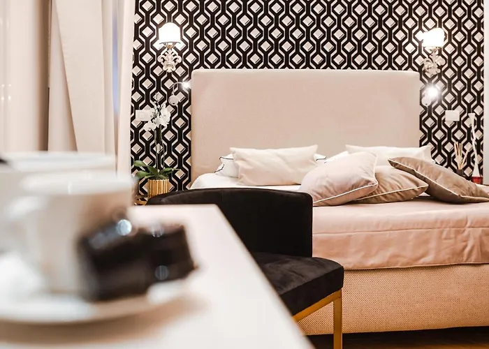 Ebl Luxury 4* Rome